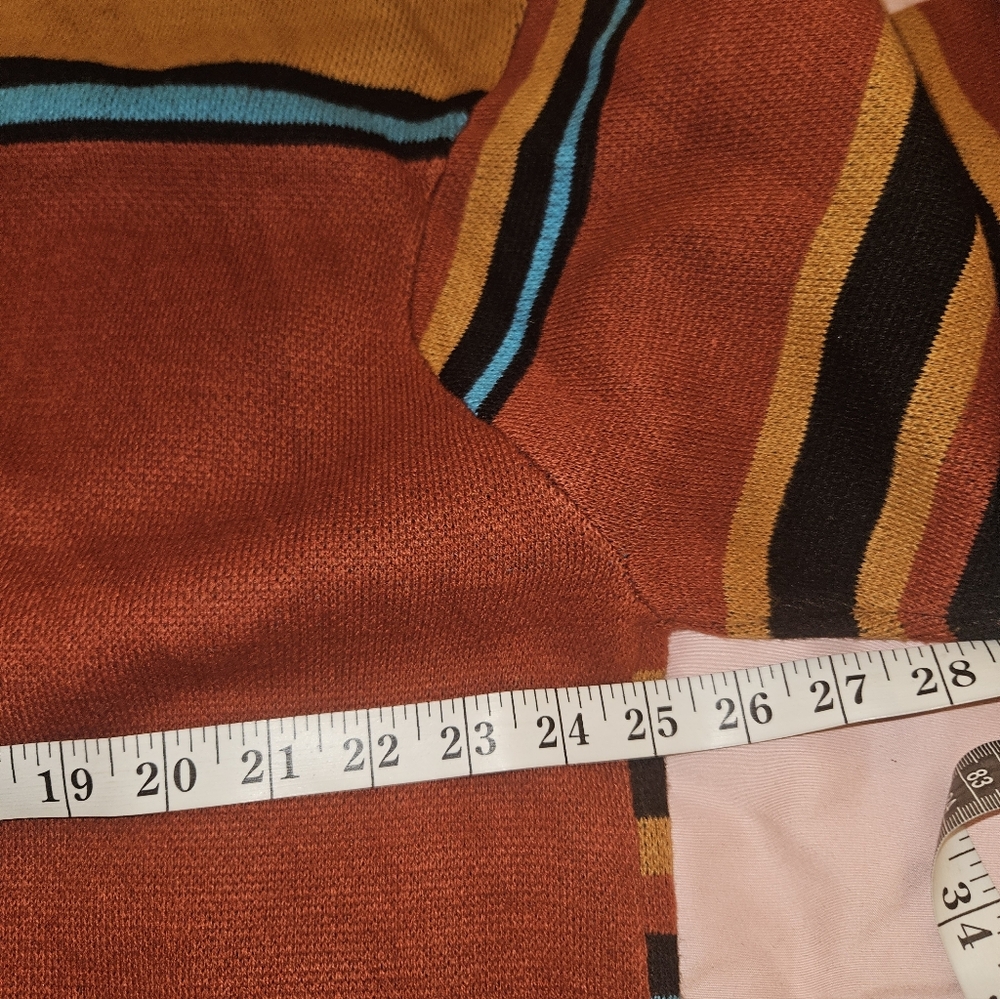 Wrangler Retro Cardigan in Rust with Turquoise and Mustard Accents - Picture 5 of 5